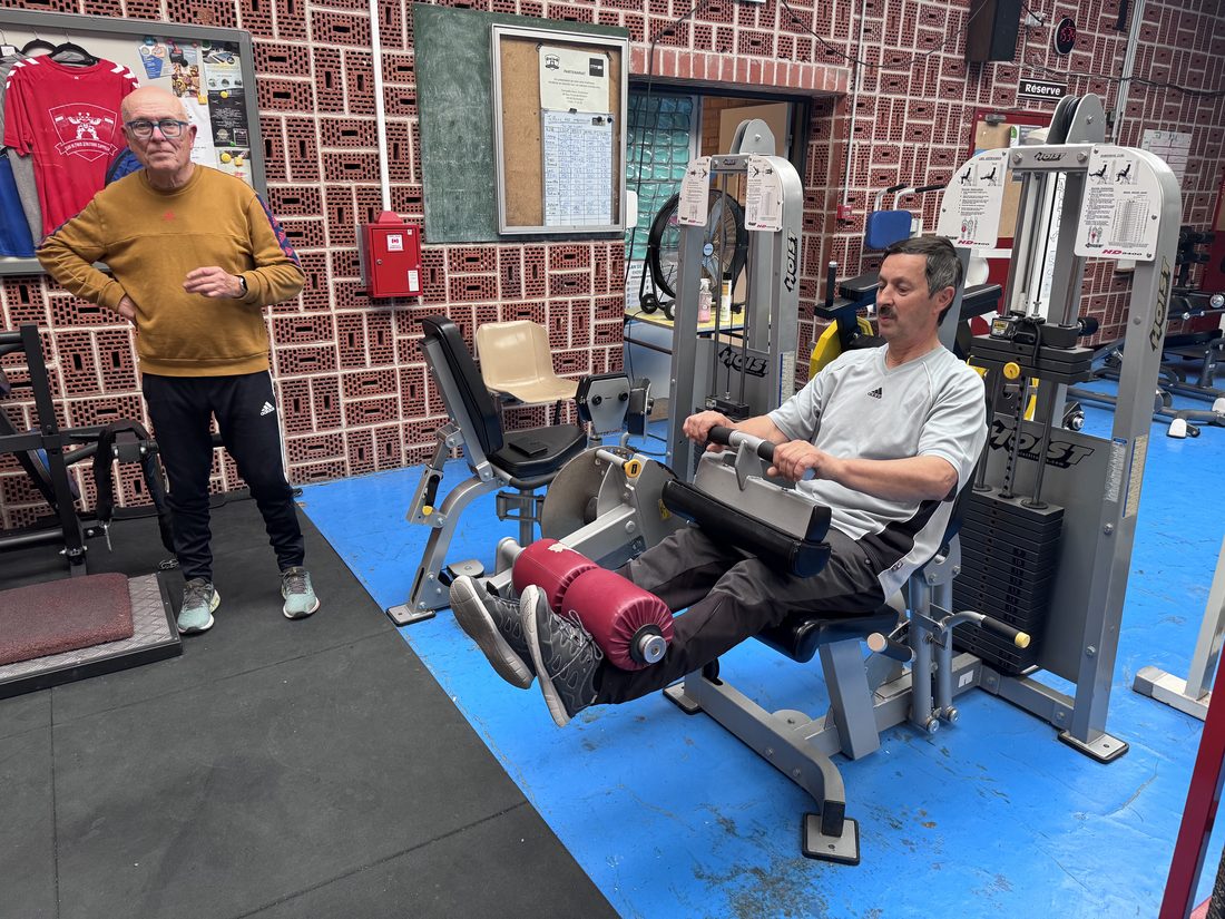 Suivi d'un pratiquant au leg curl